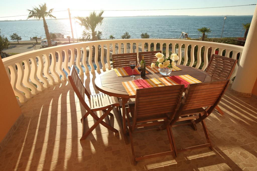 Sea View Apartments Nina Vrsi Habitación foto